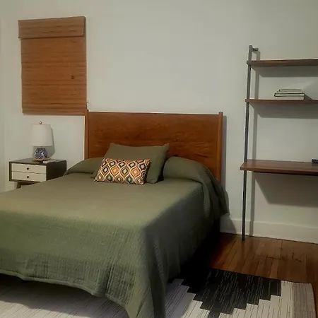 Charming Studio With Private Patio